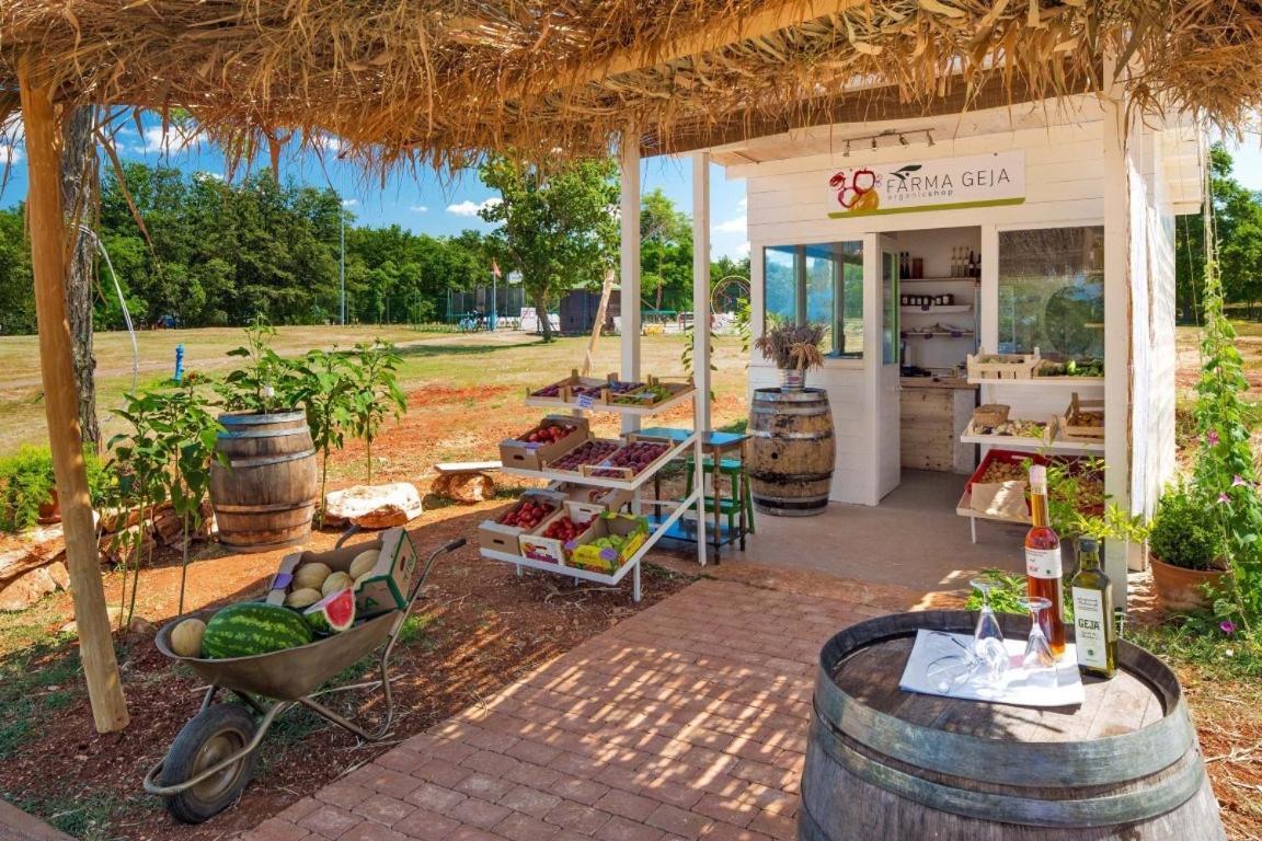Casa vacanze Touristra Mobile Homes In Park Umago